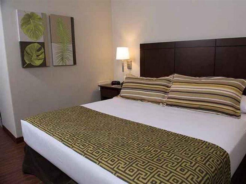 Guaparo Inn Valencia Extérieur photo