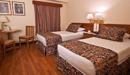 Guaparo Inn Valencia Extérieur photo